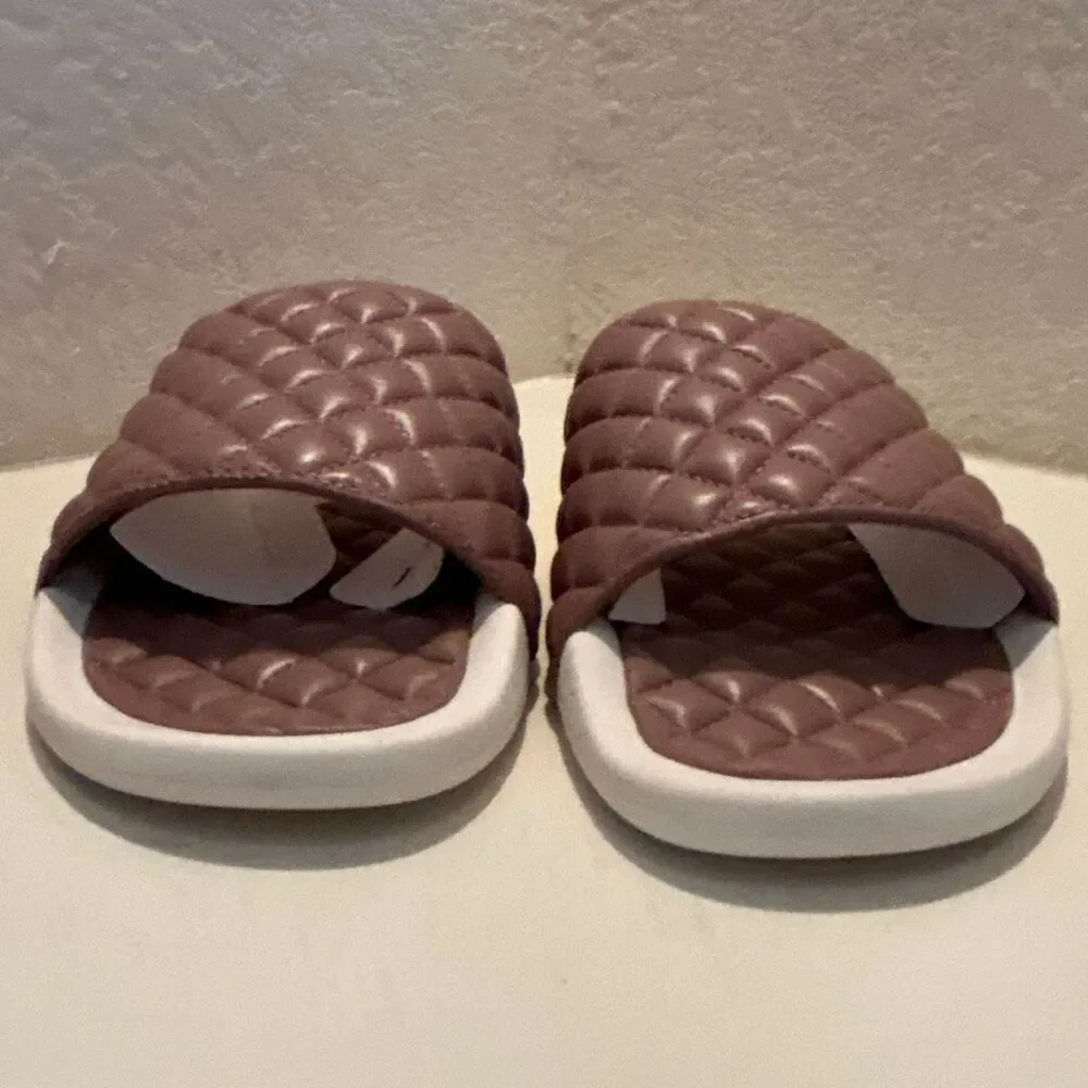 APL Men's Size 11 Lusso Slide Sandal Beachwood Tan Pool Beach Vacation Resortwea
